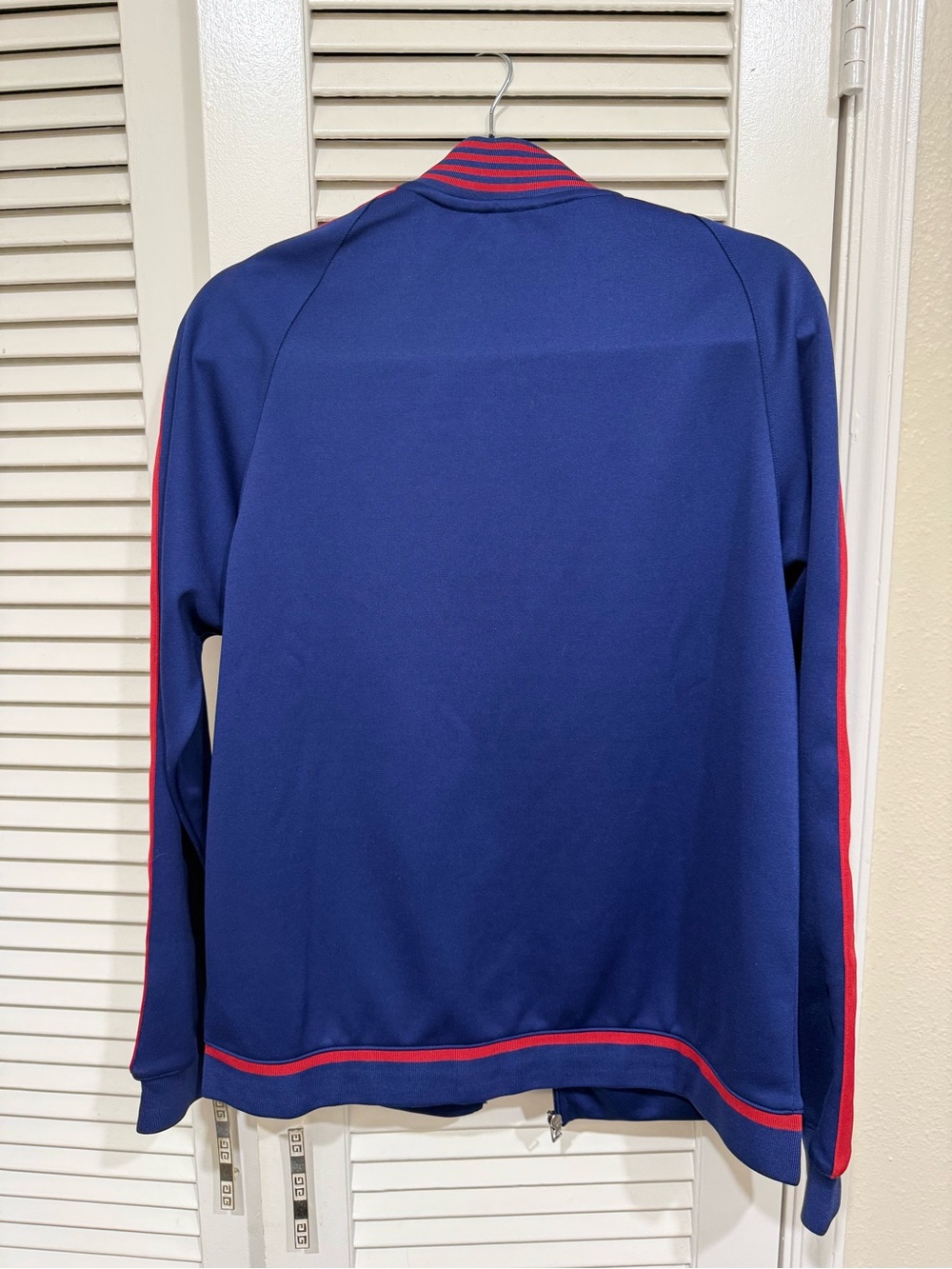 Nike Blue Jacket with Red Accents and FC Barcelona Crest -New - Picture 4 of 6